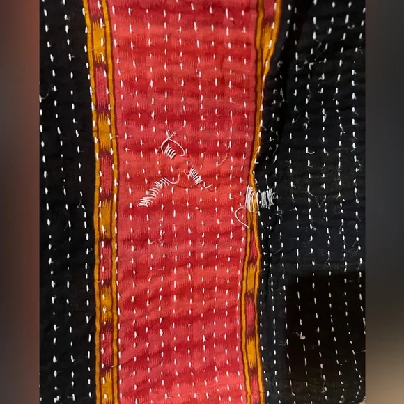 Kantha Bae OG Crop Top - Picture 6 of 10